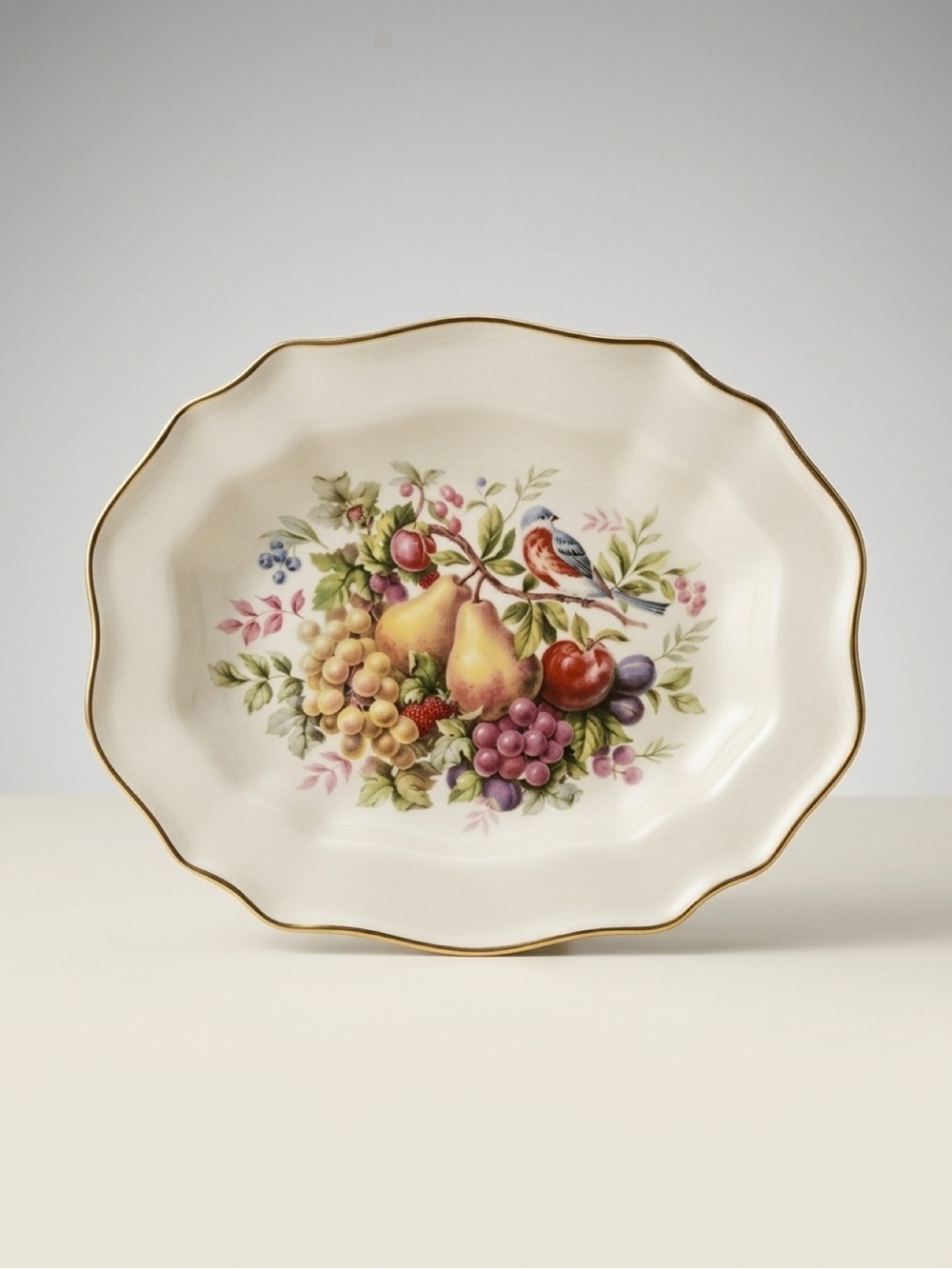 Vintage Avon 1976 Enoch, Wedgewood, England, porcelain trinket dish